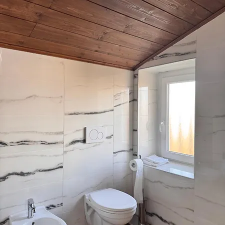 Urban By Giulia Hotel